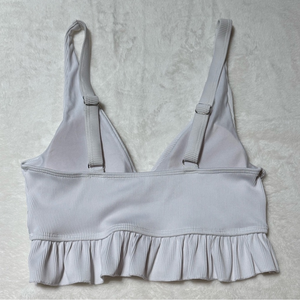 Zaful White Ribbed Ruffle Bikini Top - Picture 6 of 9